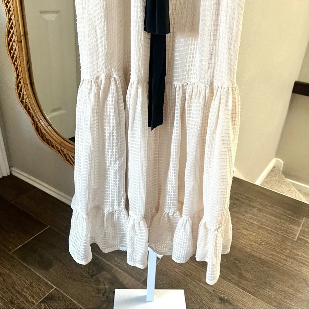 Tory Burch / RUNWAY Textured 100% Silk Georgette Bow Dress
